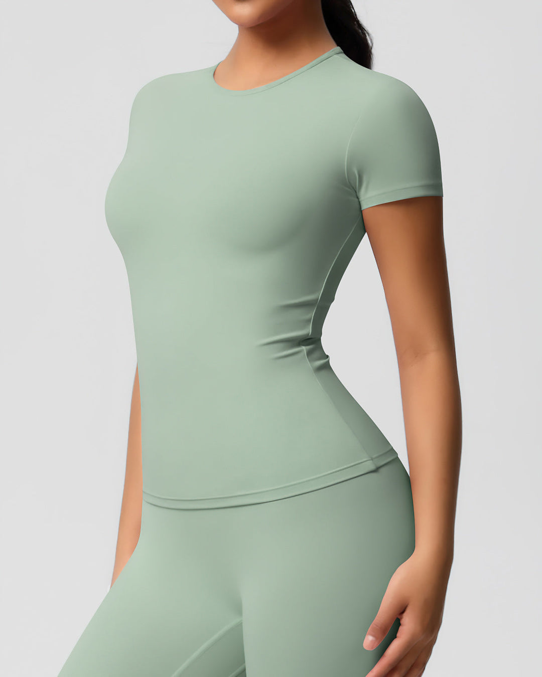 Gwen Active Top - Sage Green